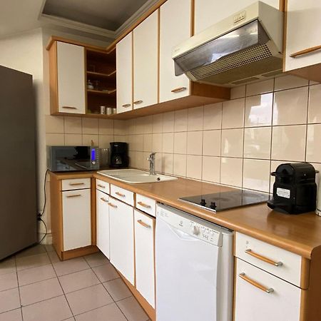 L'Appartement Des Champs Elysees Париж Екстериор снимка