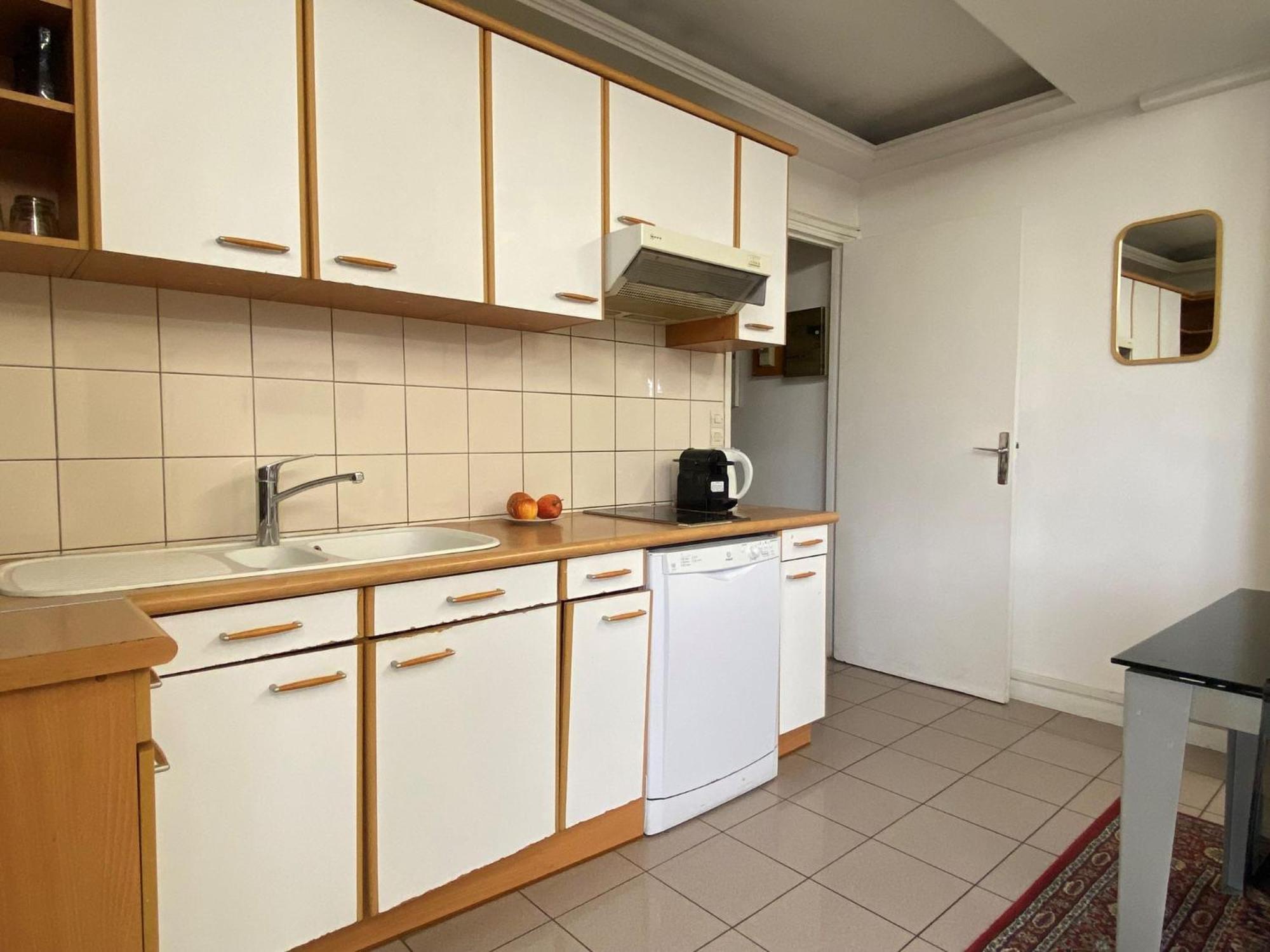 L'Appartement Des Champs Elysees Париж Екстериор снимка