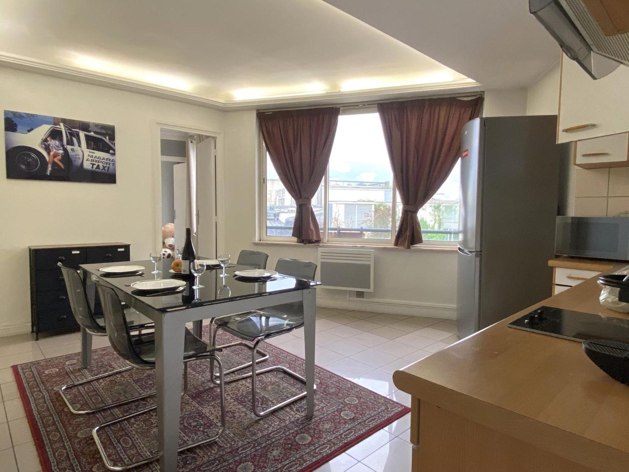 L'Appartement Des Champs Elysees Париж Екстериор снимка